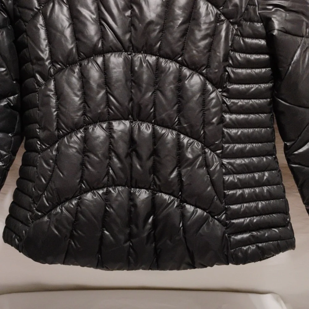 Guess Black Puffer Coat W Silver Detail Sz.M Gently Worn - Picture 9 of 15